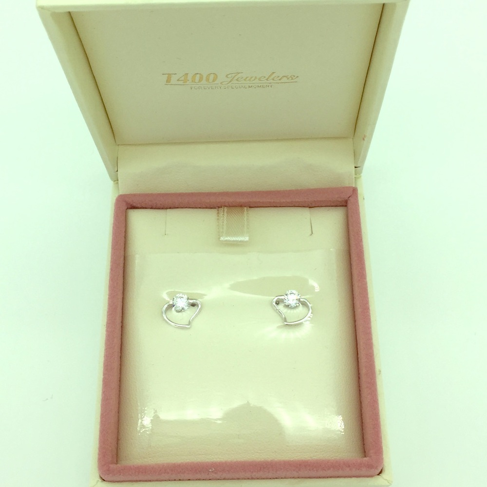 Sterling Silver 925 CZ Stone earrings
